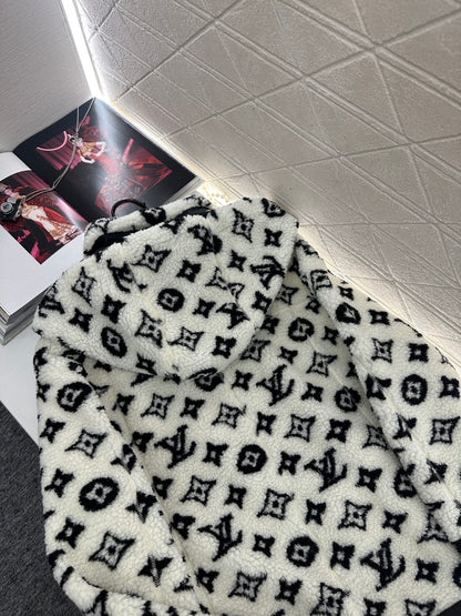 L 25 Hooded Teddy Sherpa Jacket