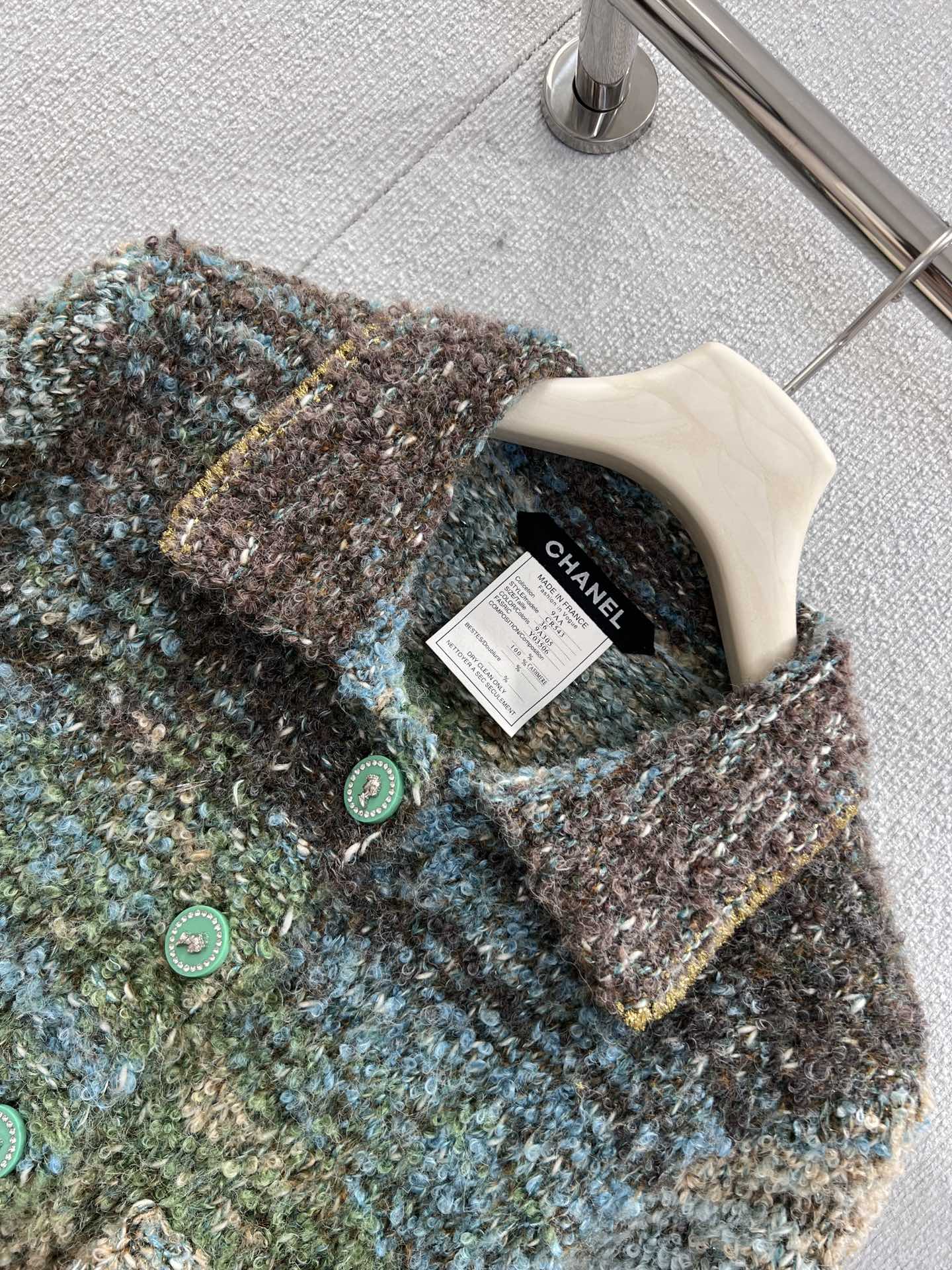 C 25K Light Green Cashmere Cardigan High-end Handicraft Series