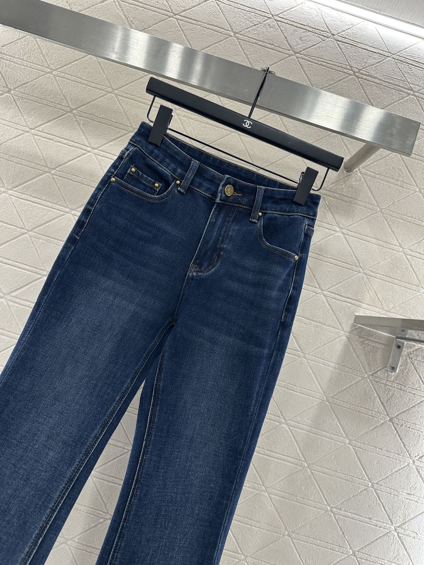 L 25 Leather label denim trousers