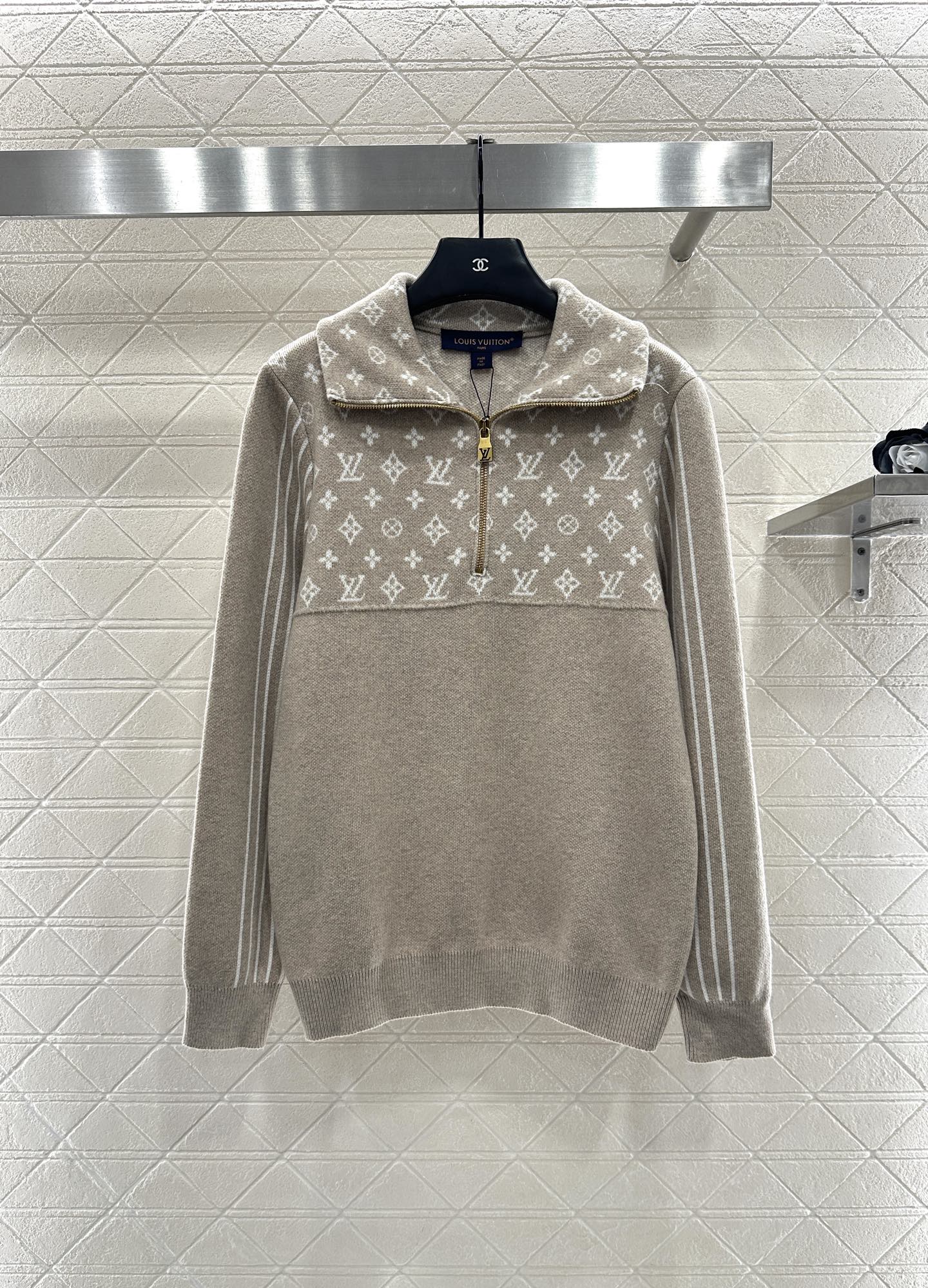 L 25 Jacquard-knit wool cardigan