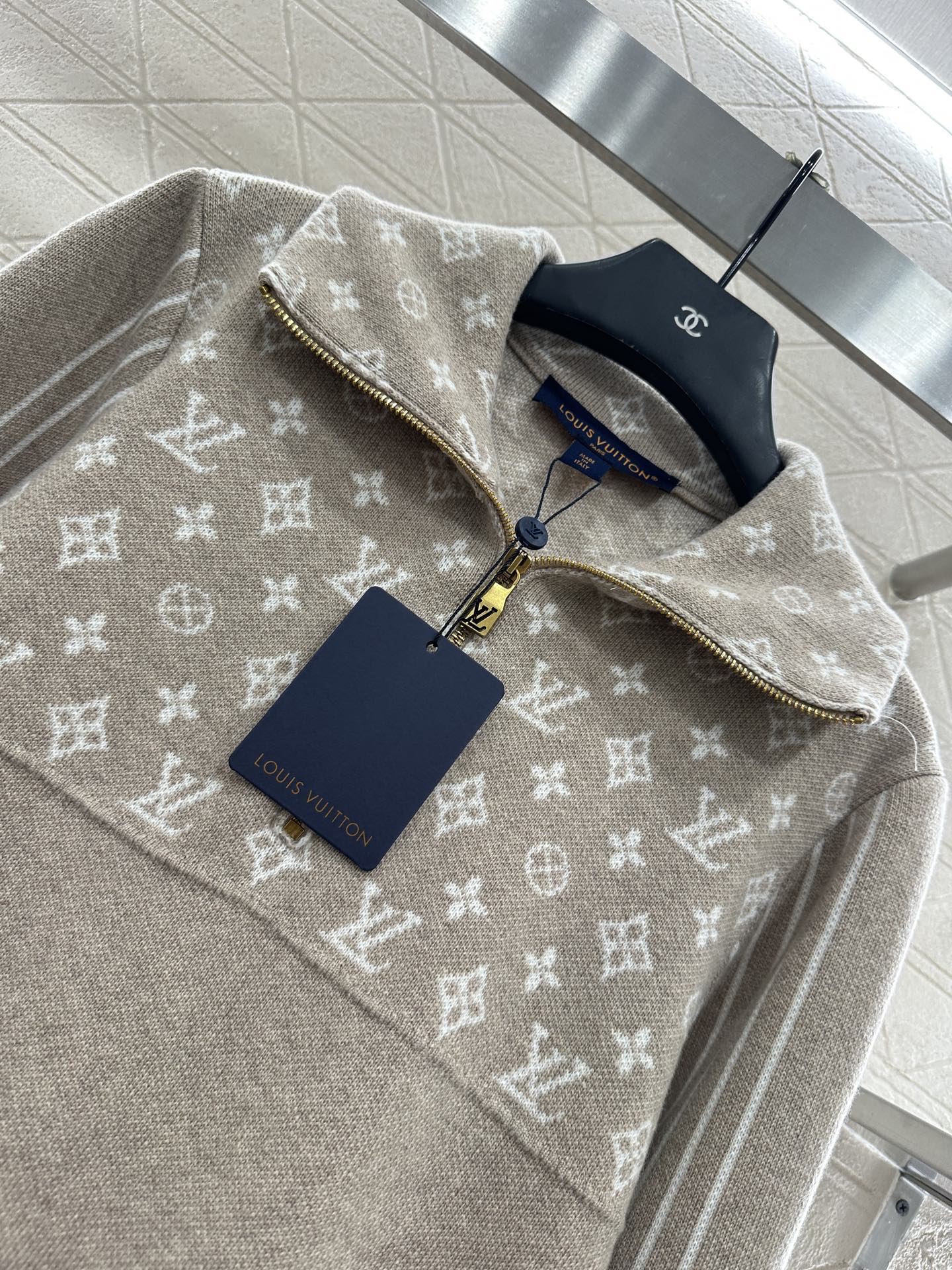 L 25 Jacquard-knit wool cardigan