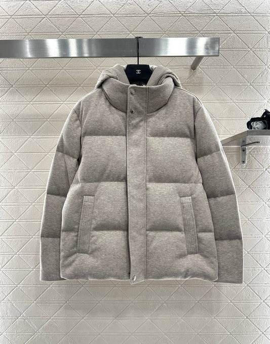 Bru 25 Rectangular embossed hooded down jacket